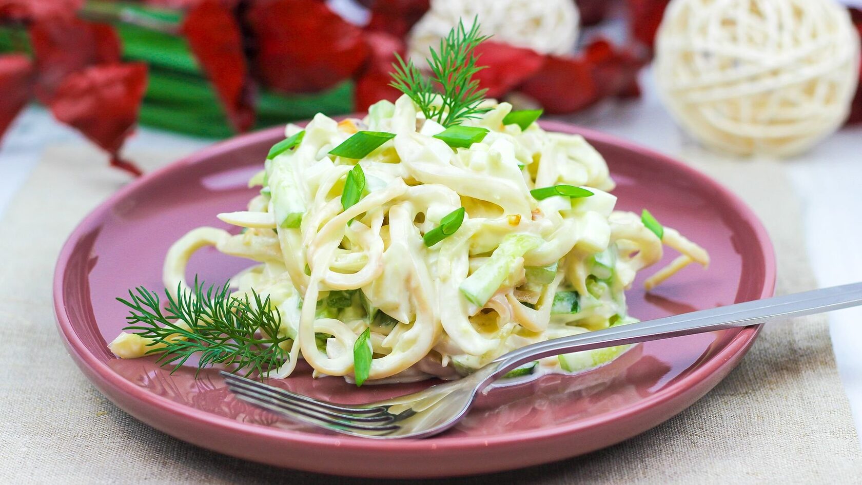 Салат из кальмаров