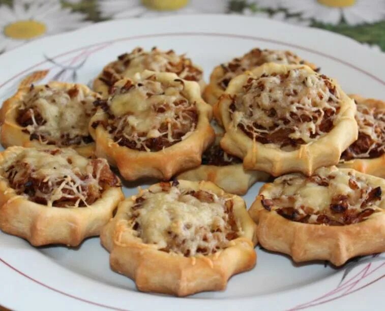 ПЫШНЫЕ ПЕРЕПЕЧИ НА ВЫБОР (МЯСО, ГРИБЫ)