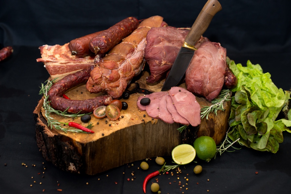 КОЛЛЕКЦИЯ МЯСНЫХ ДЕЛИКАТЕСОВ СОБСТВЕННОГО ПРОИЗВОДСТВА